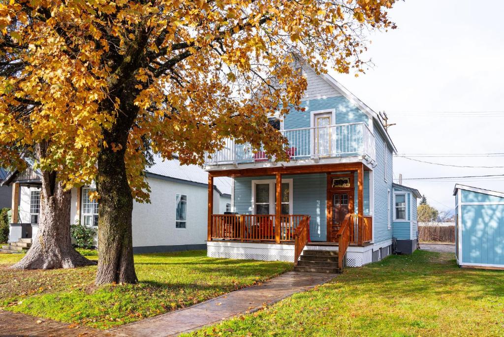 Downtown Heritage Home W/ Hot Tub 509 Mackenzie