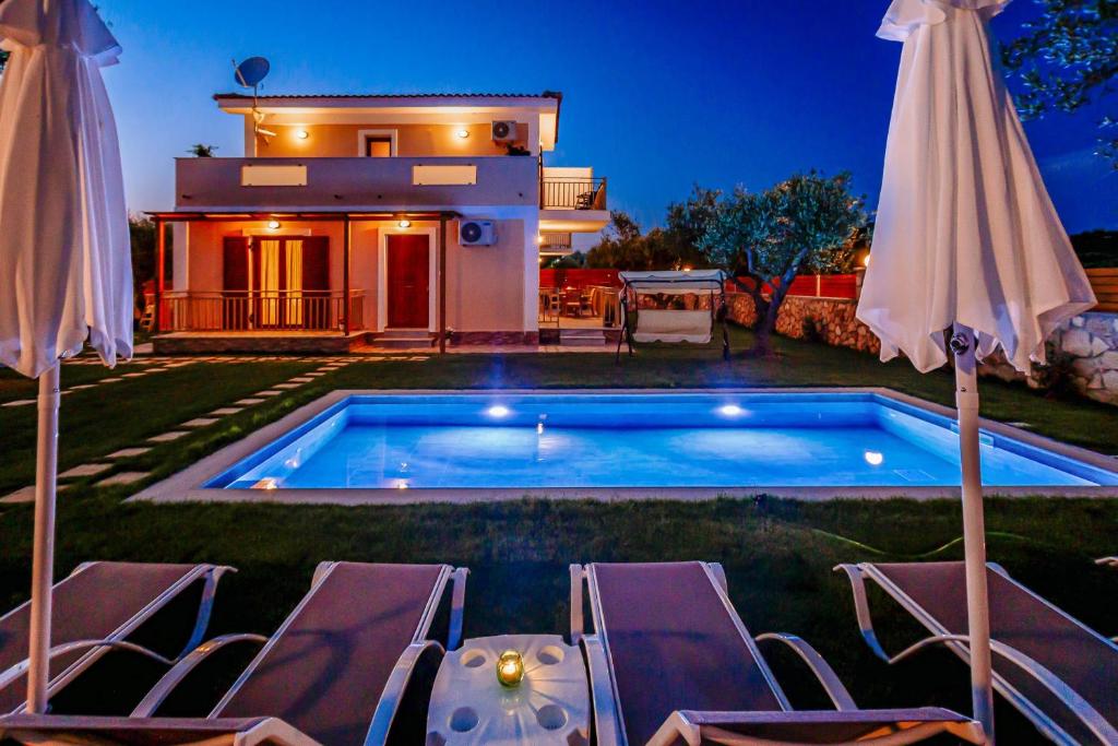 Villa Levanda photo 1
