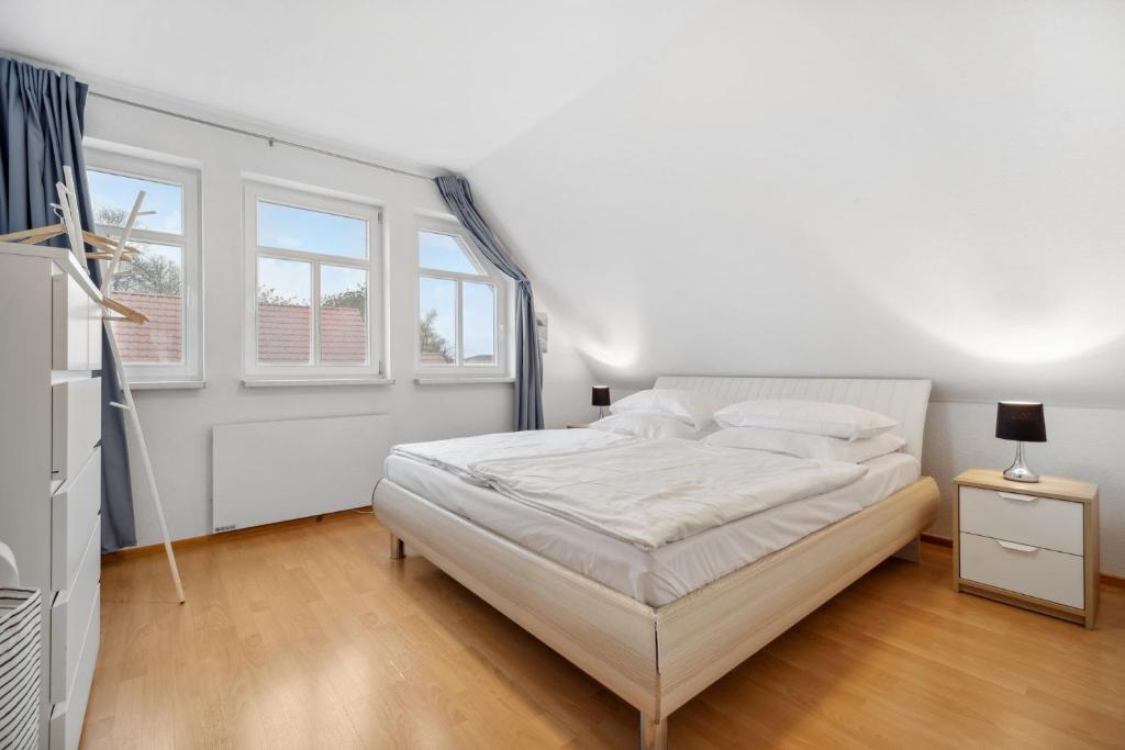 Apartment am Hainich - 59m2, 4 Personen, Küche, Netflix, Parken, Hunde Willkommen photo 2