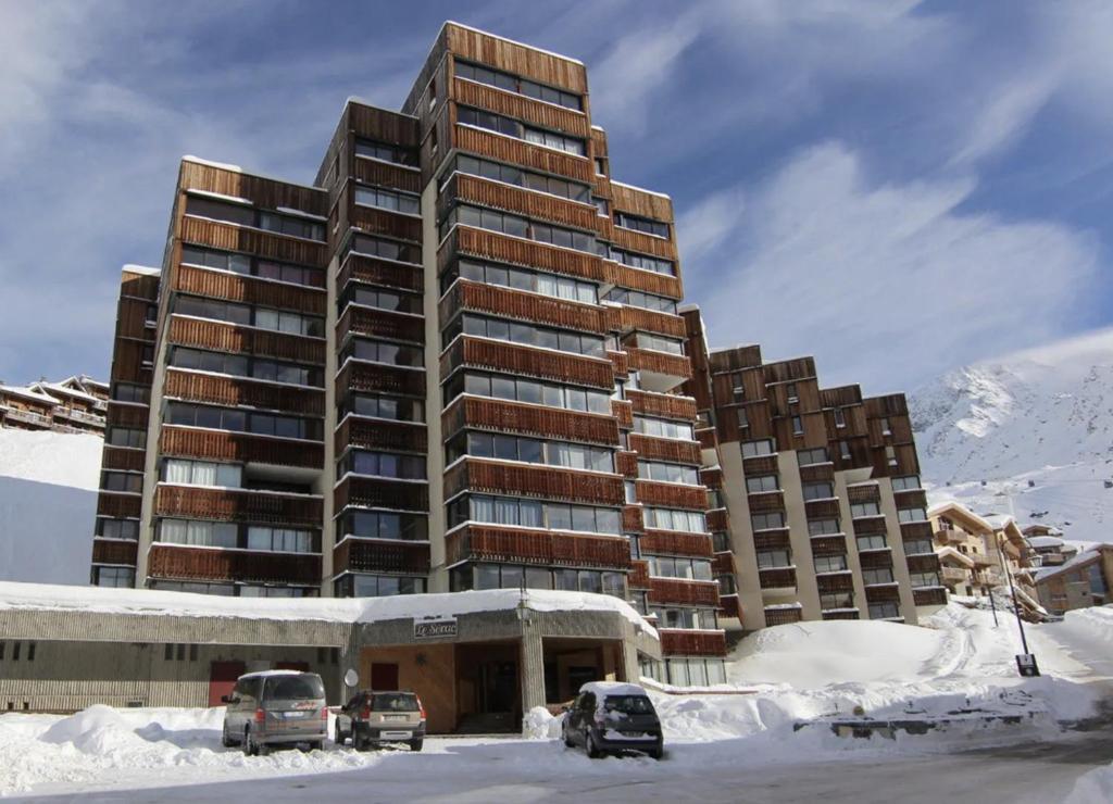 SUPERBE 2 P et CABINE , Plein sud, 8 COUCHAGES STYLE CHALET photo 1