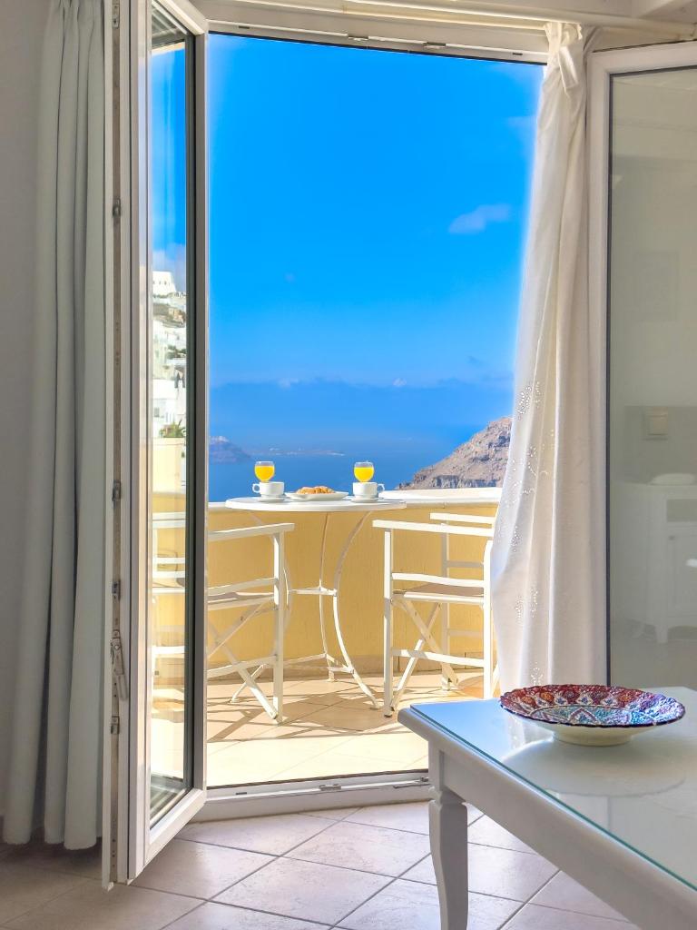 Reverie Santorini Hotel photo 4