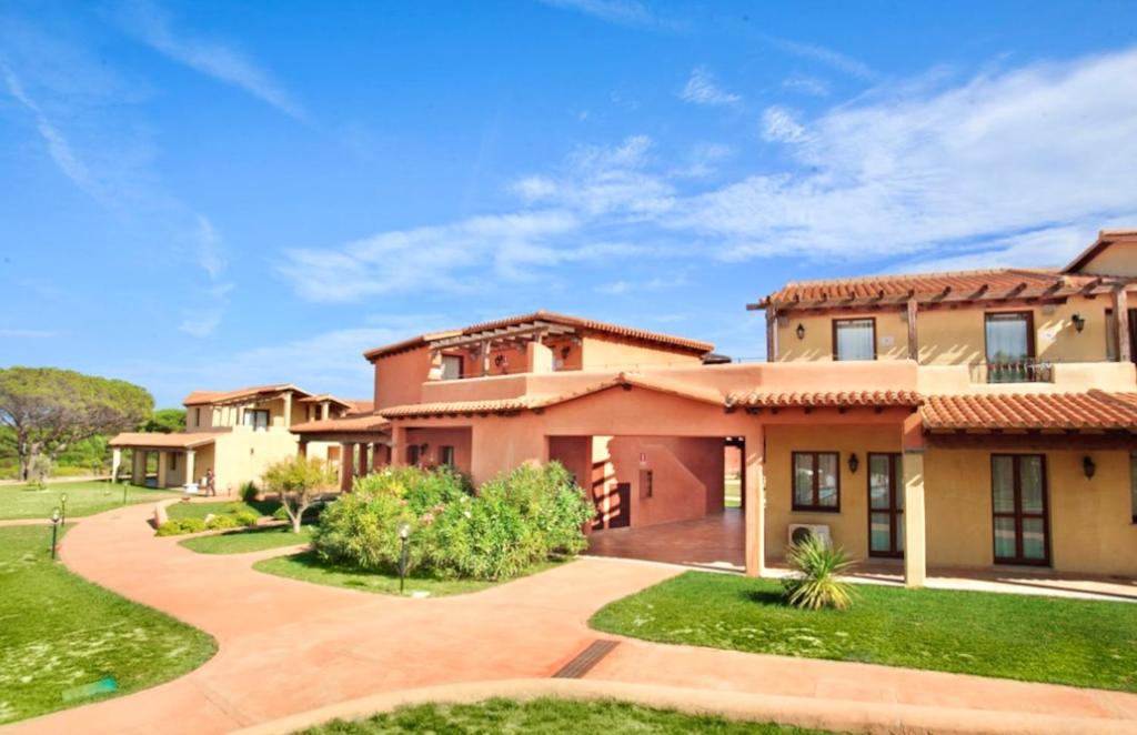 Residence with swimming-pool in Vignola Mare photo 1