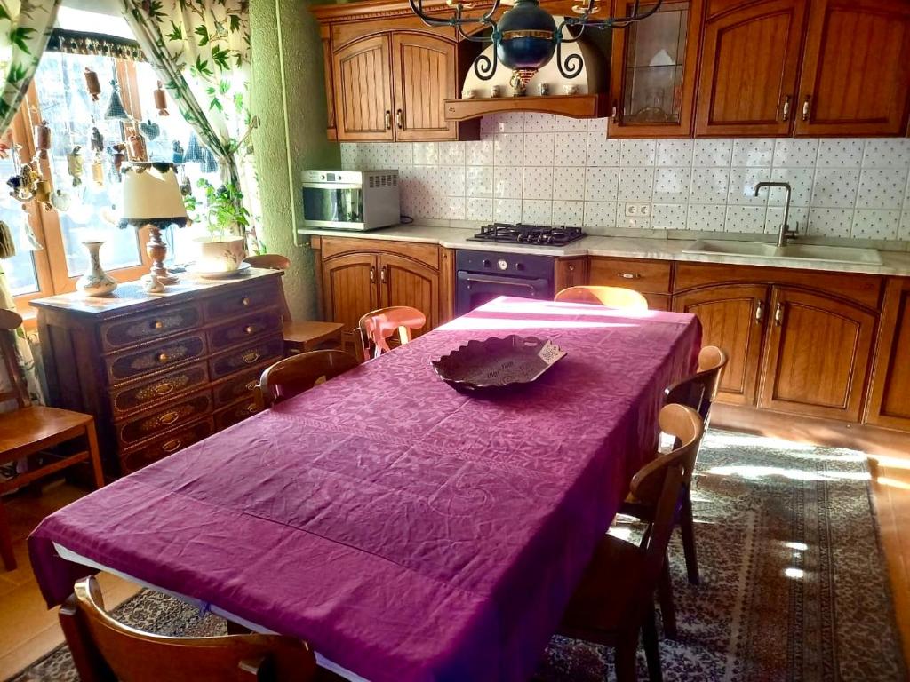 Уютный дом в предгорьях Алматы photo 2