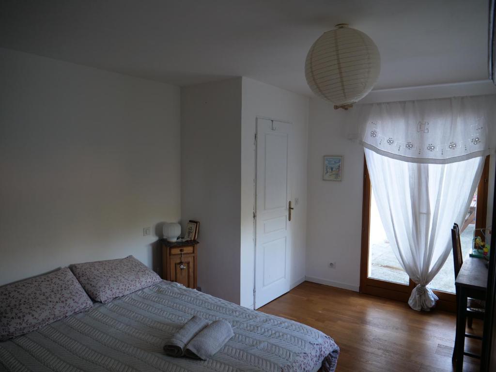 Izpi Urdin Holistic surfhouse photo 1