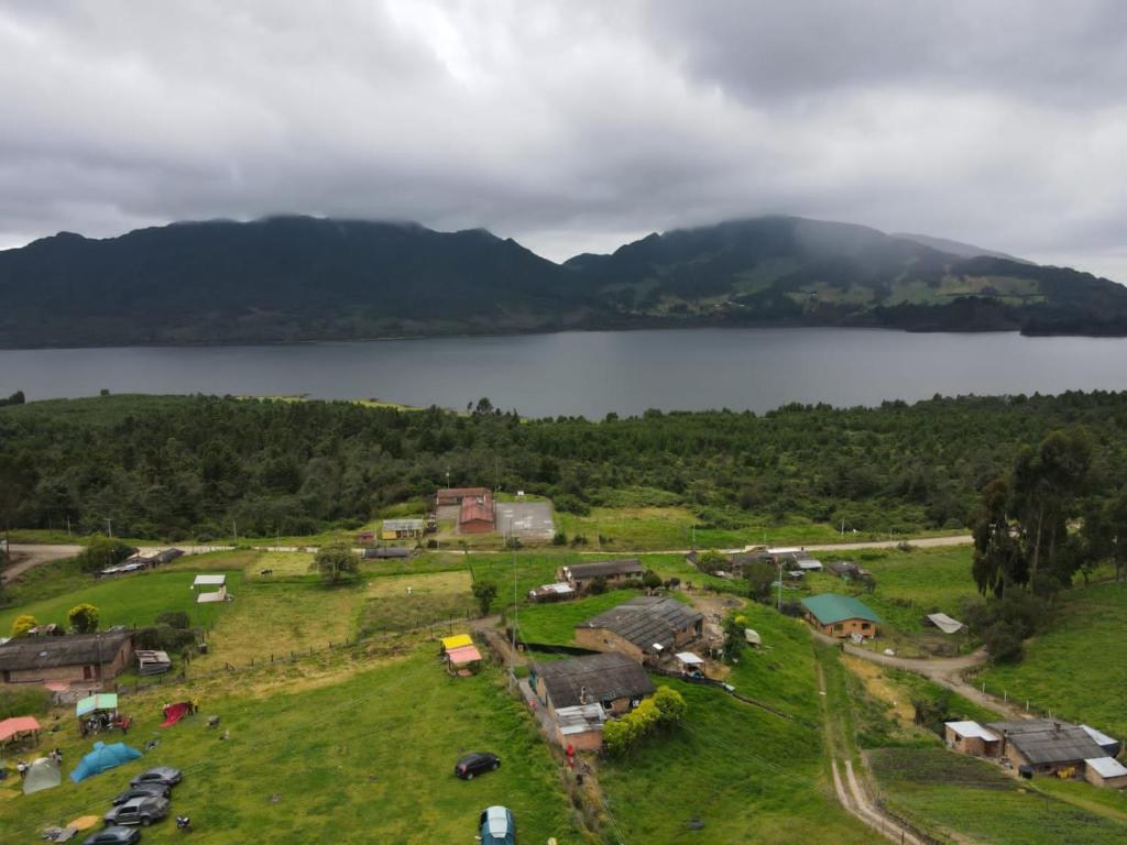 Zona De Camping Pachamamá de la Montaña Represa del Neusa photo 3