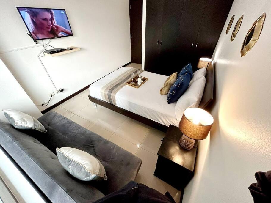 Ecusuites Apartamento 2 dormitorios Aeropuerto Guayaquil photo 1