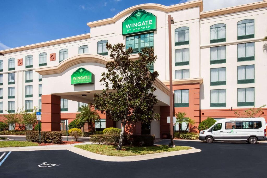 Wingate by Wyndham - Orlando International Airport image