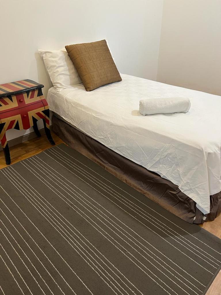Spacious Garden Bungalow Escape photo 3