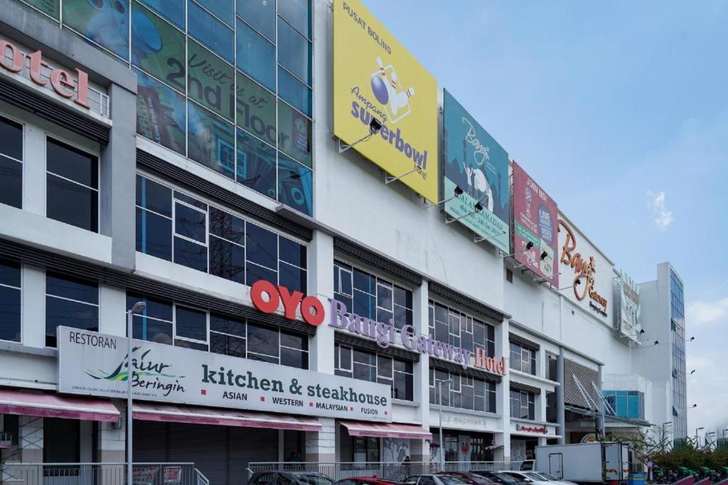 BangiGateWayHotel
