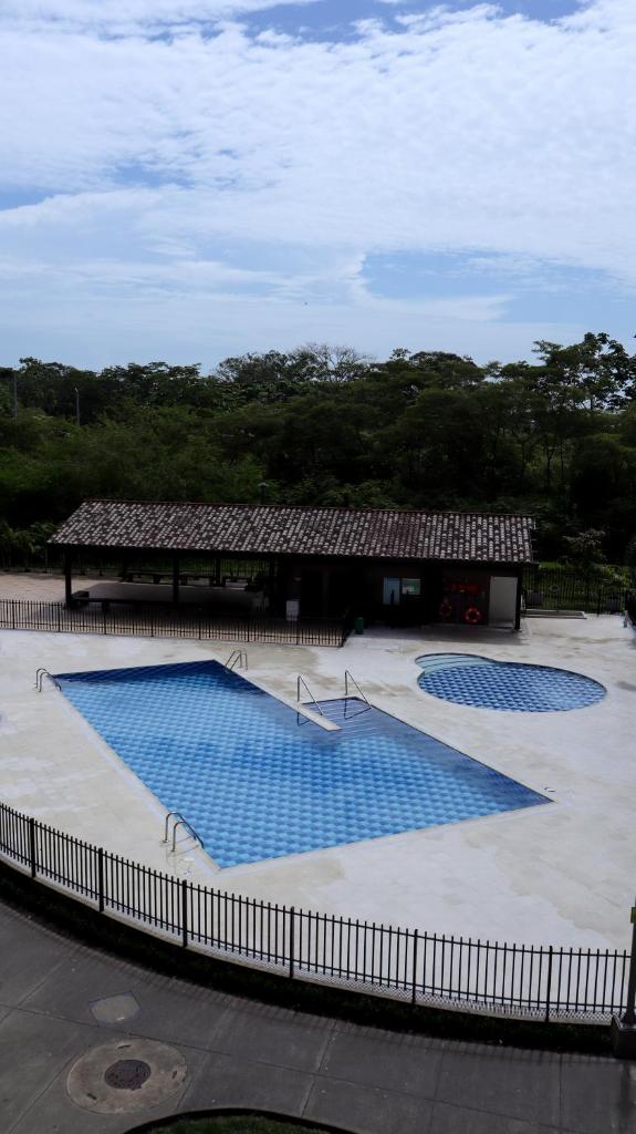 VILLAVICENCIO! Increíble, Hermoso y moderno APARTAMENTO COMPLETO, con PISCINA! photo 1