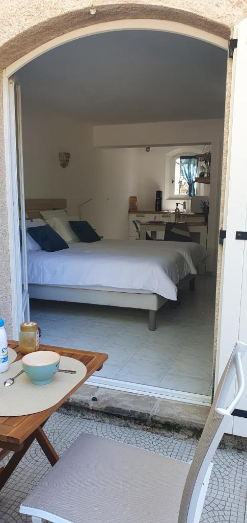 Studio 30 M² avec piscine et vue exceptionnelle photo 3