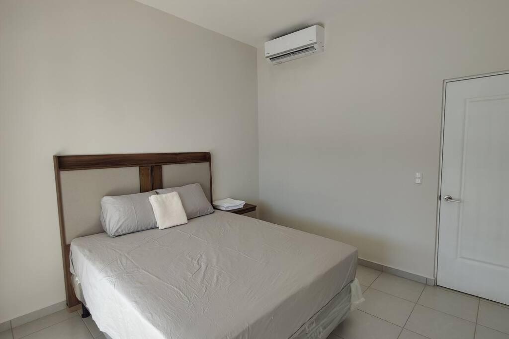 Cómoda casa en Residencial San Andrés photo 1