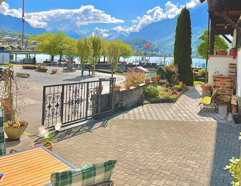 Romantic Lake & Mountain apartment Pure Swissness photo 2