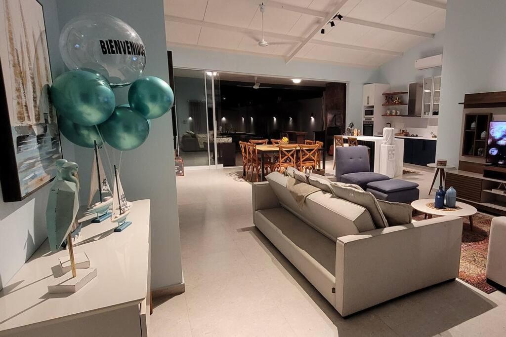 Moderna casa en San Bernardino!! photo 3