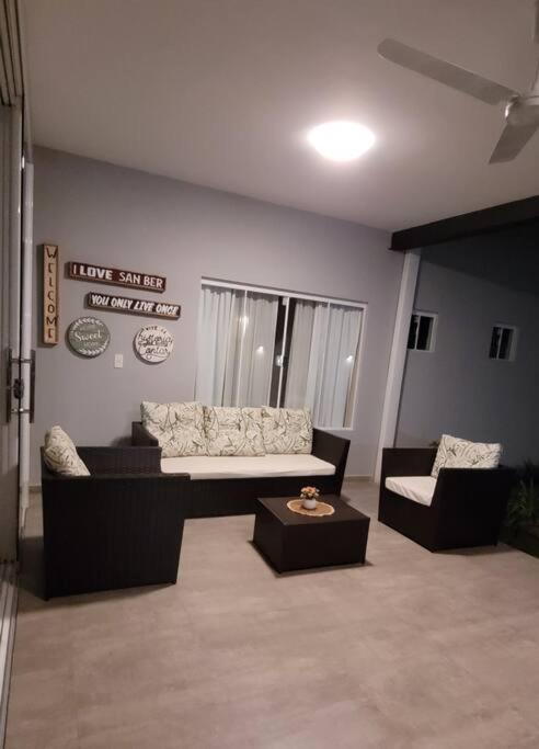Moderna casa en San Bernardino!! photo 4