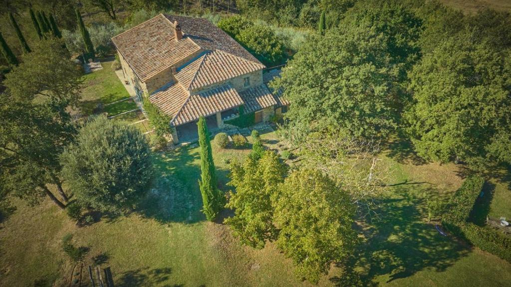Extraordinary farm house in Tuscany photo 2