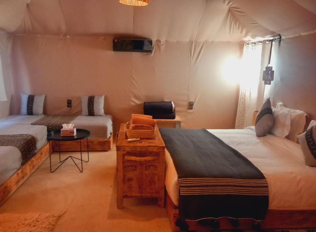 Night sky luxury camp photo 3