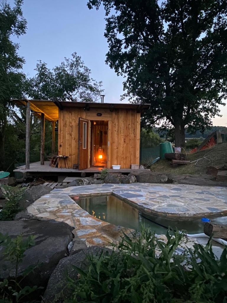 HolidayHome Sauna Kyselka photo 4