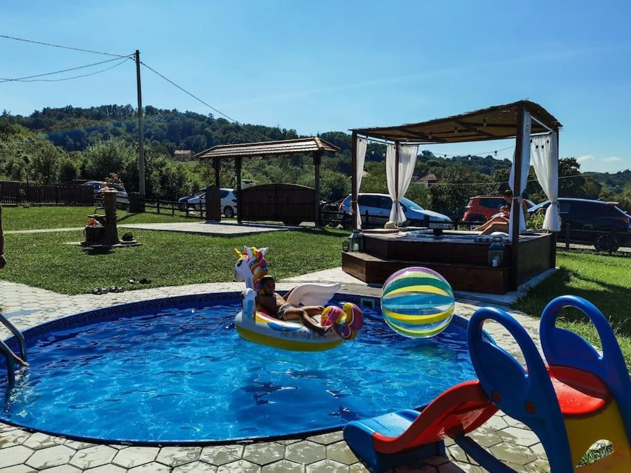 Family House Maksimović photo 4
