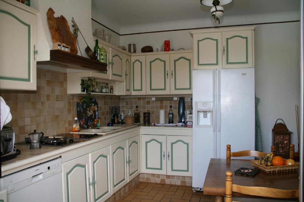 villa la Prairie photo 1