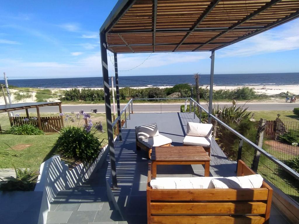 Casas Arena y Sol - FRENTE AL MAR photo 3