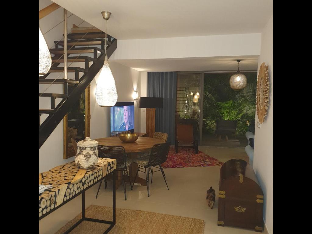 Le Rocher Vert - Duplex climatisé pour 4 photo 4