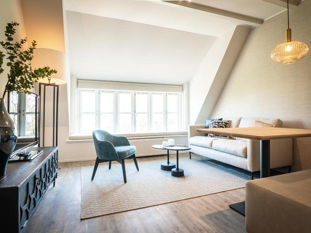 Spacious Farmhouse in Dutch coast Texel with Garden photo 3