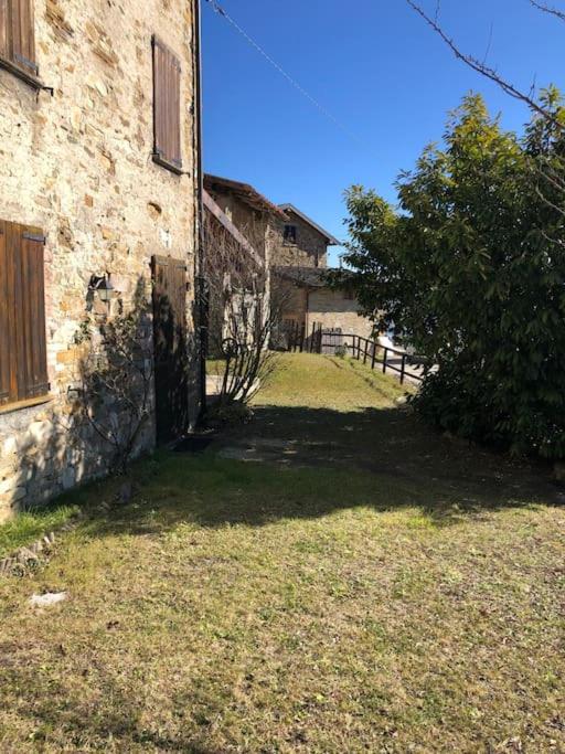 Suggestivo casale in collina photo 3