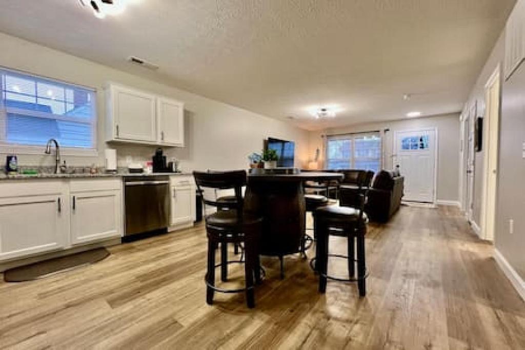 Nicest New construction Home in Middletown, Ohio photo 4