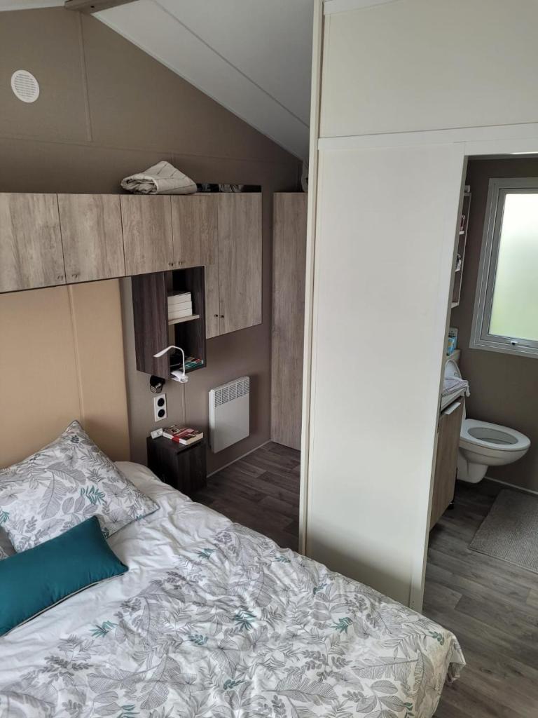 Mobilhome tout confort, proche Saint-Malo, à 50 m de la plage et du GR34 photo 3