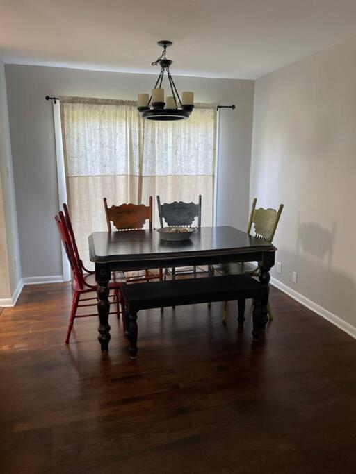 *3 blocks from AT&T Stadium* 2 bedroom-sleeps 6 photo 4