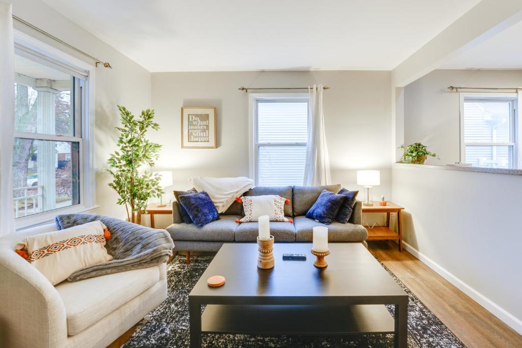 WFH-Friendly Home in Dearborn Dogs Welcome! photo 3