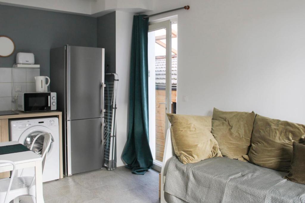 Cozy nest of 32 m charming with garden photo 4