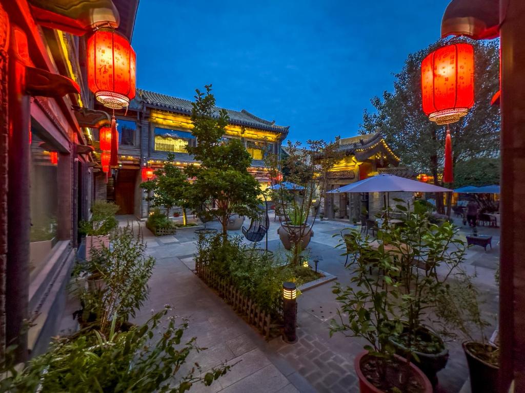 Datong Yunzhong Traditional Courtyard photo 4