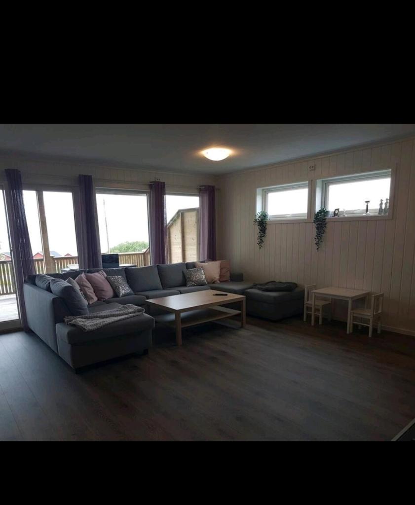 Hus ved sjøen photo 2
