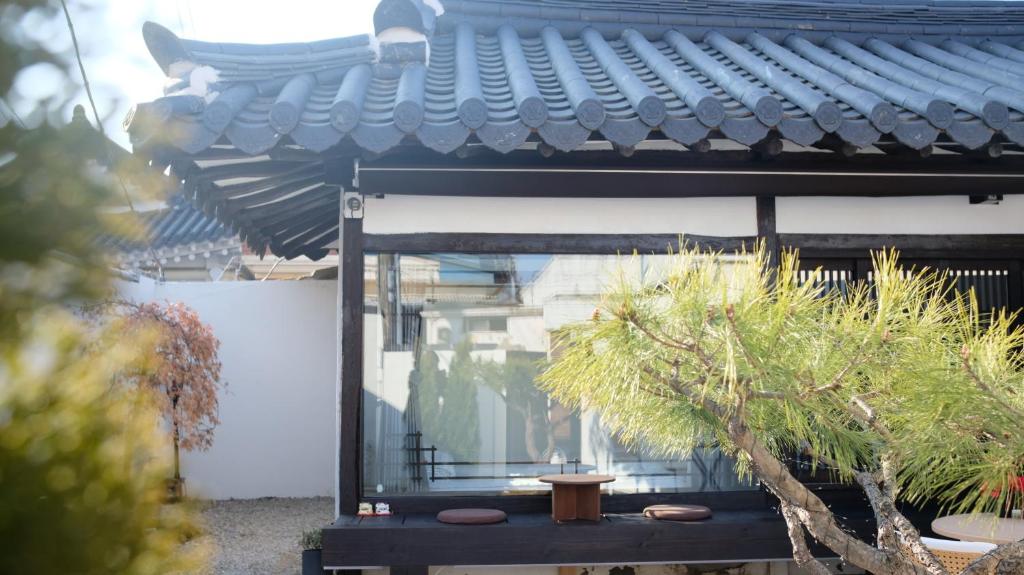 Hanok Dasi Bom photo 1