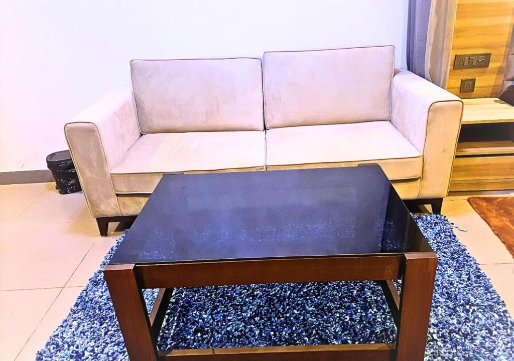 Luxury studio apartment Delhi NCR photo 4
