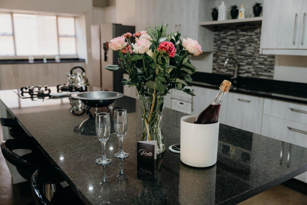 Ruzelle Family House photo 1