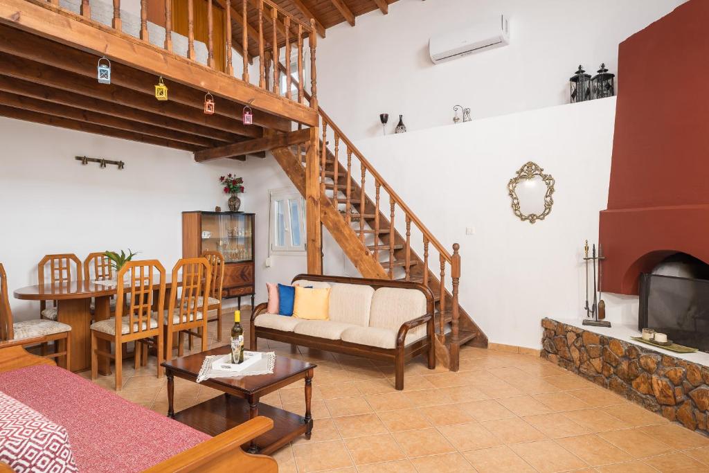 Holiday house with sea view and private garden photo 4