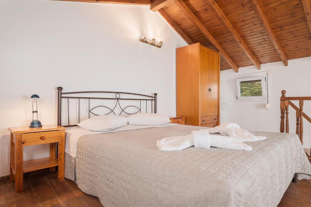 Holiday house with sea view and private garden photo 1