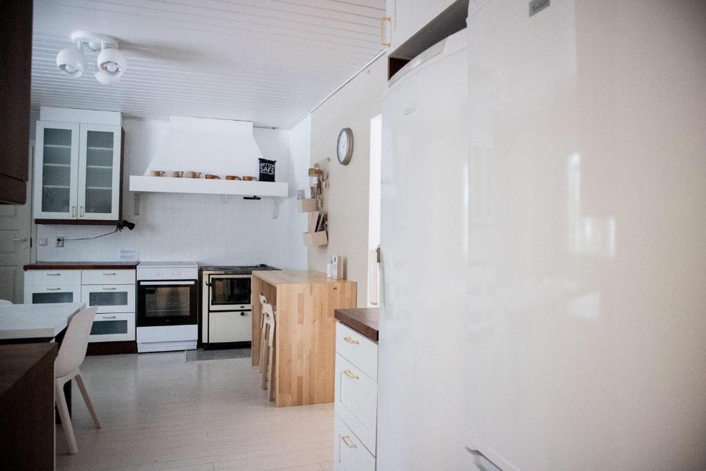 Luxury for two in Tahlo with lakeside sauna photo 2