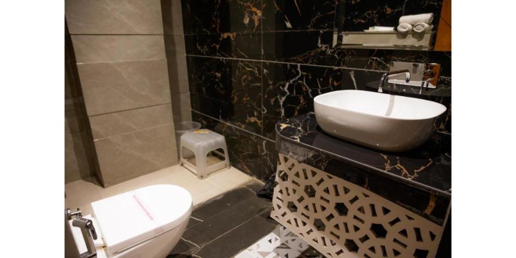 Hotel Eminence photo 3