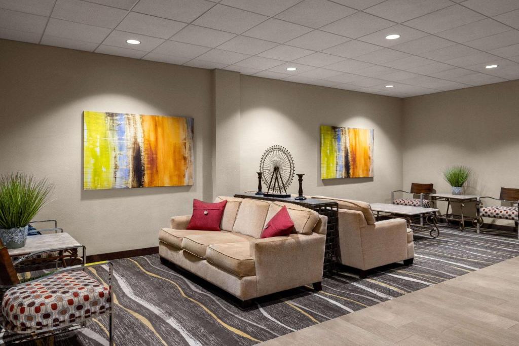 AmericInn by Wyndham Rochester Near Mayo Clinic photo 4