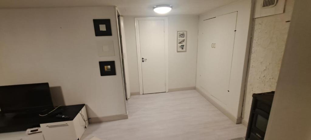 Zimmer in Möbilierter Wohnung photo 2