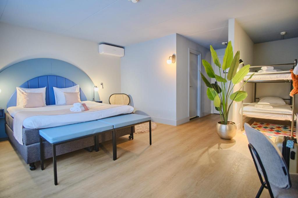 Hotel Halbert photo 1