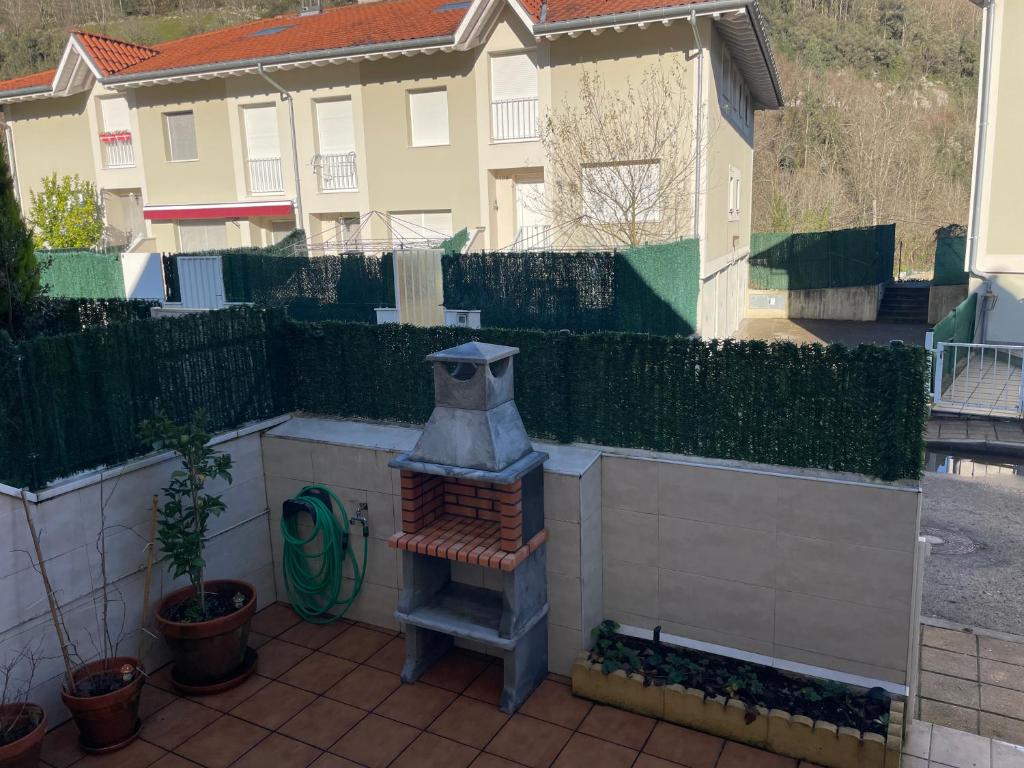 Casa en la montaña con piscina de temporada photo 4