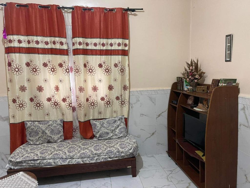 Two bedroom with garden photo 3