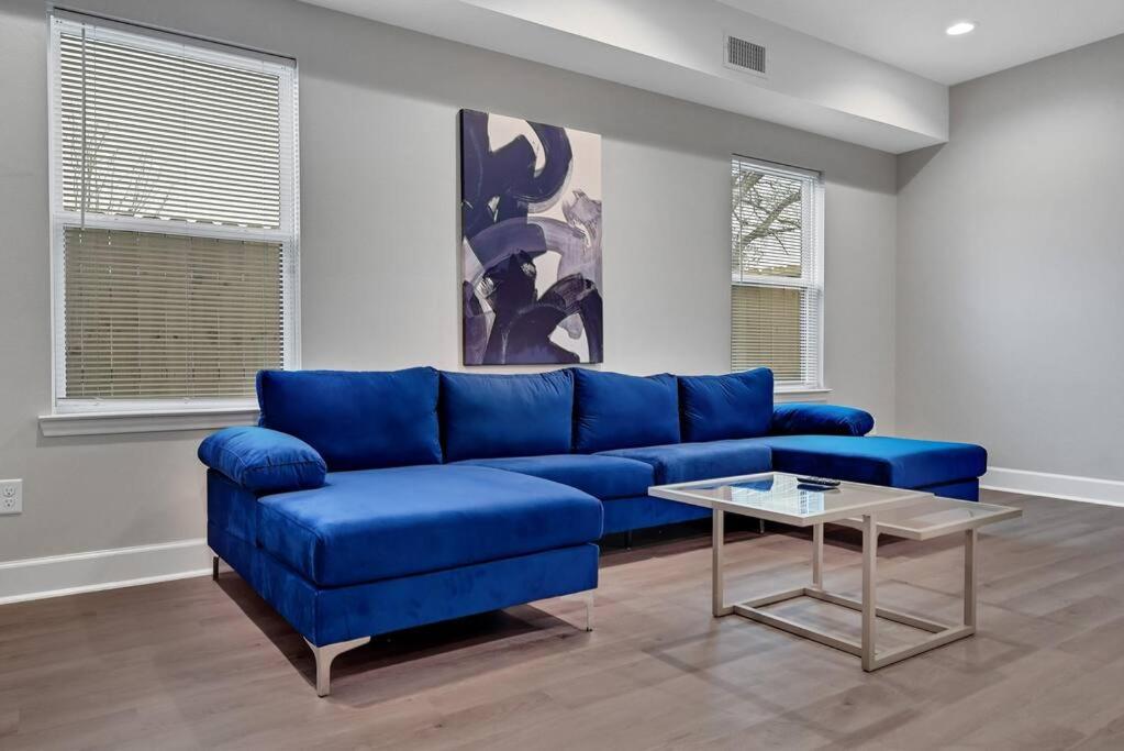 Opuluxe Exquisite Houston Stays image