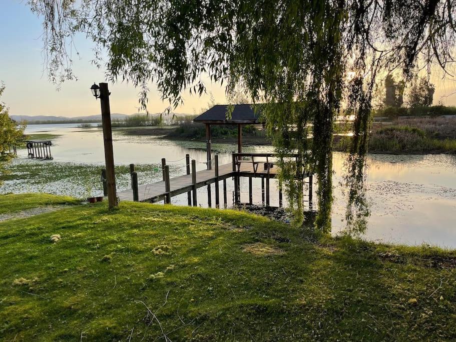 Casa a orillas del Lago Rapel con Kayak y Jacuzzi photo 1