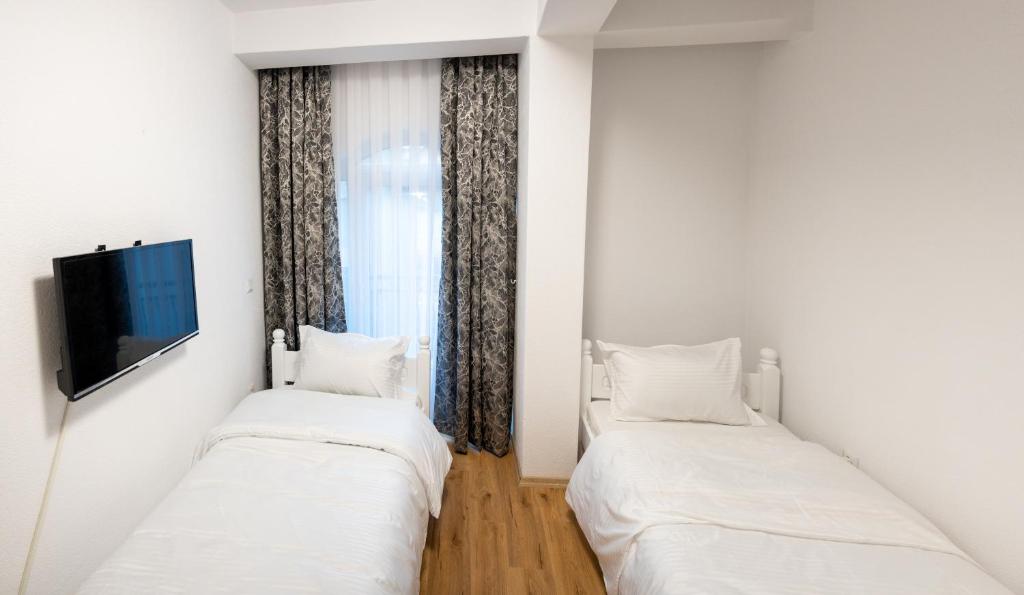 Hotel Lux photo 1